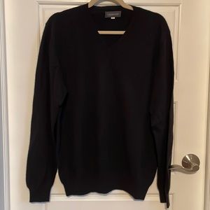 Garmany Mens Size M 100% Cashmere V neck Sweater